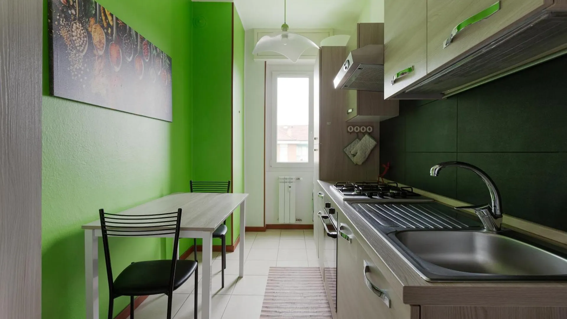 Cosy Apartment Milano- Bisceglie M1  ميلان